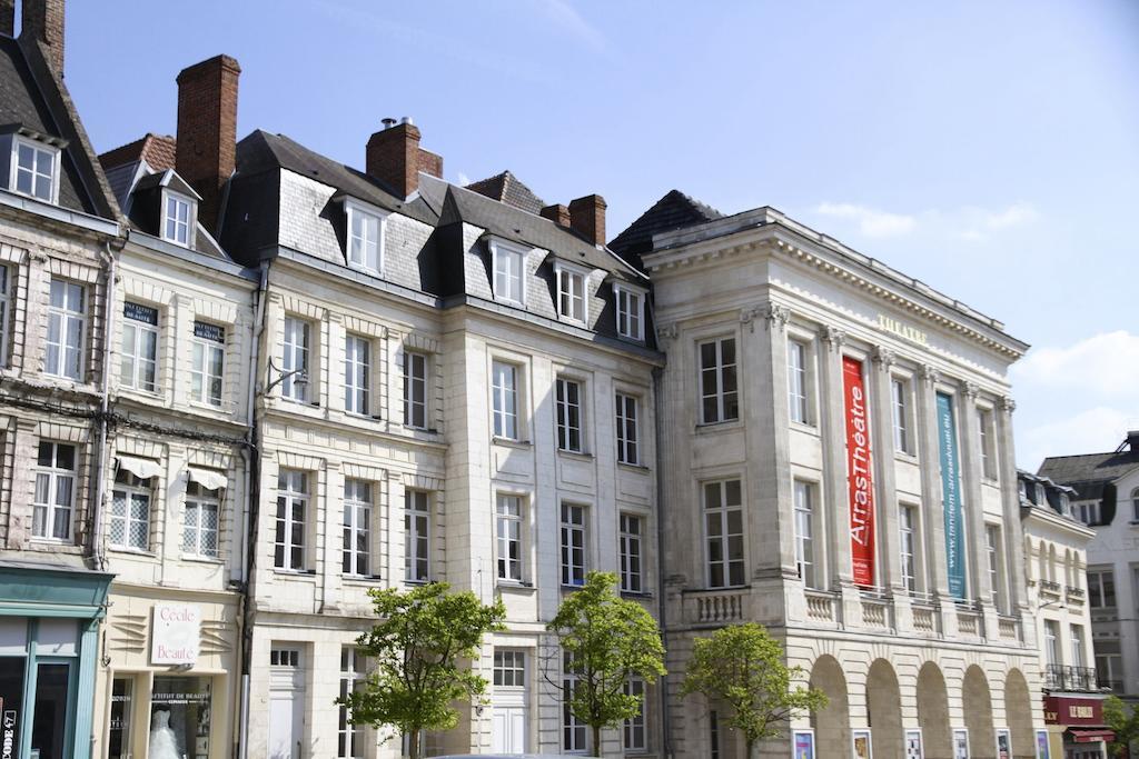 Chambre D'Hotes Les Cles Des Places Arras Bilik gambar