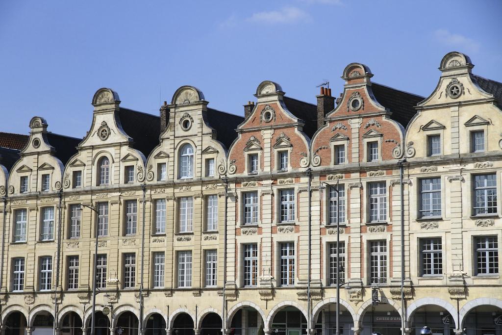 Chambre D'Hotes Les Cles Des Places Arras Bilik gambar