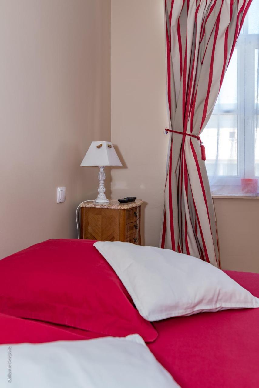 Chambre D'Hotes Les Cles Des Places Arras Luaran gambar